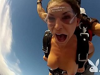 [1280x720] 會員獨家跳傘運動BADASS, Dons Beautiful people Skydiving  Txxx.com